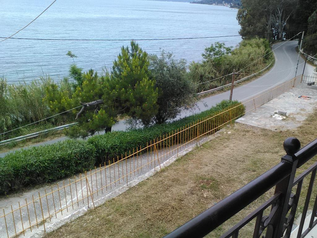 Sol E Mar Sea Side View Guesthouse Perama  Exteriör bild